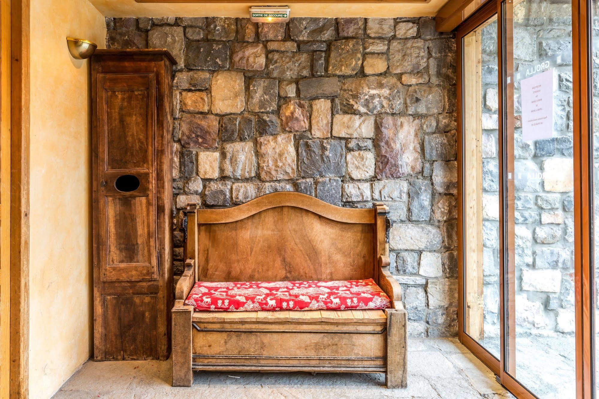 Les Cretes Blanches Hotel วาลดีแซร์ ภายนอก รูปภาพ