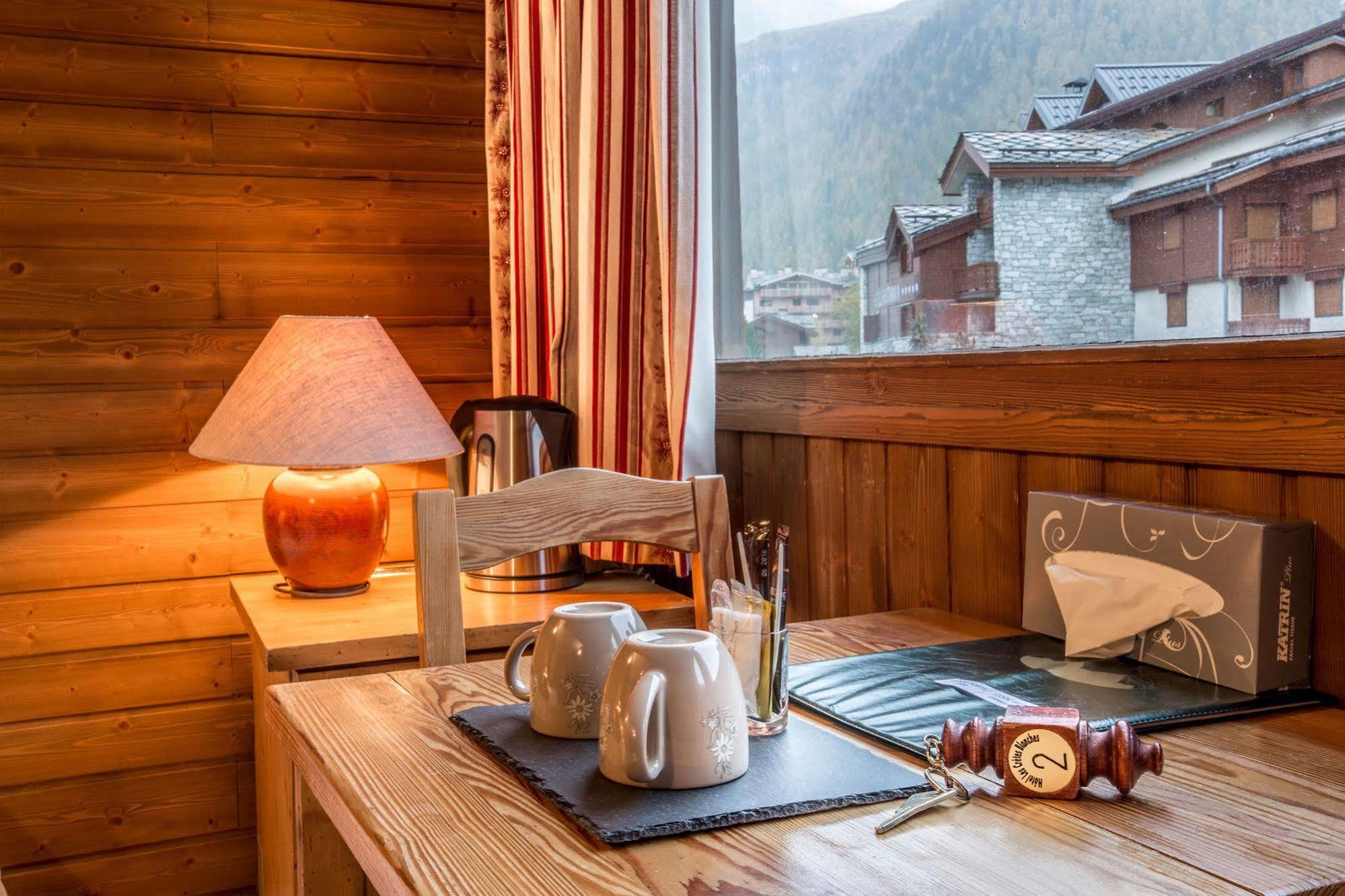 Les Cretes Blanches Hotel วาลดีแซร์ ภายนอก รูปภาพ